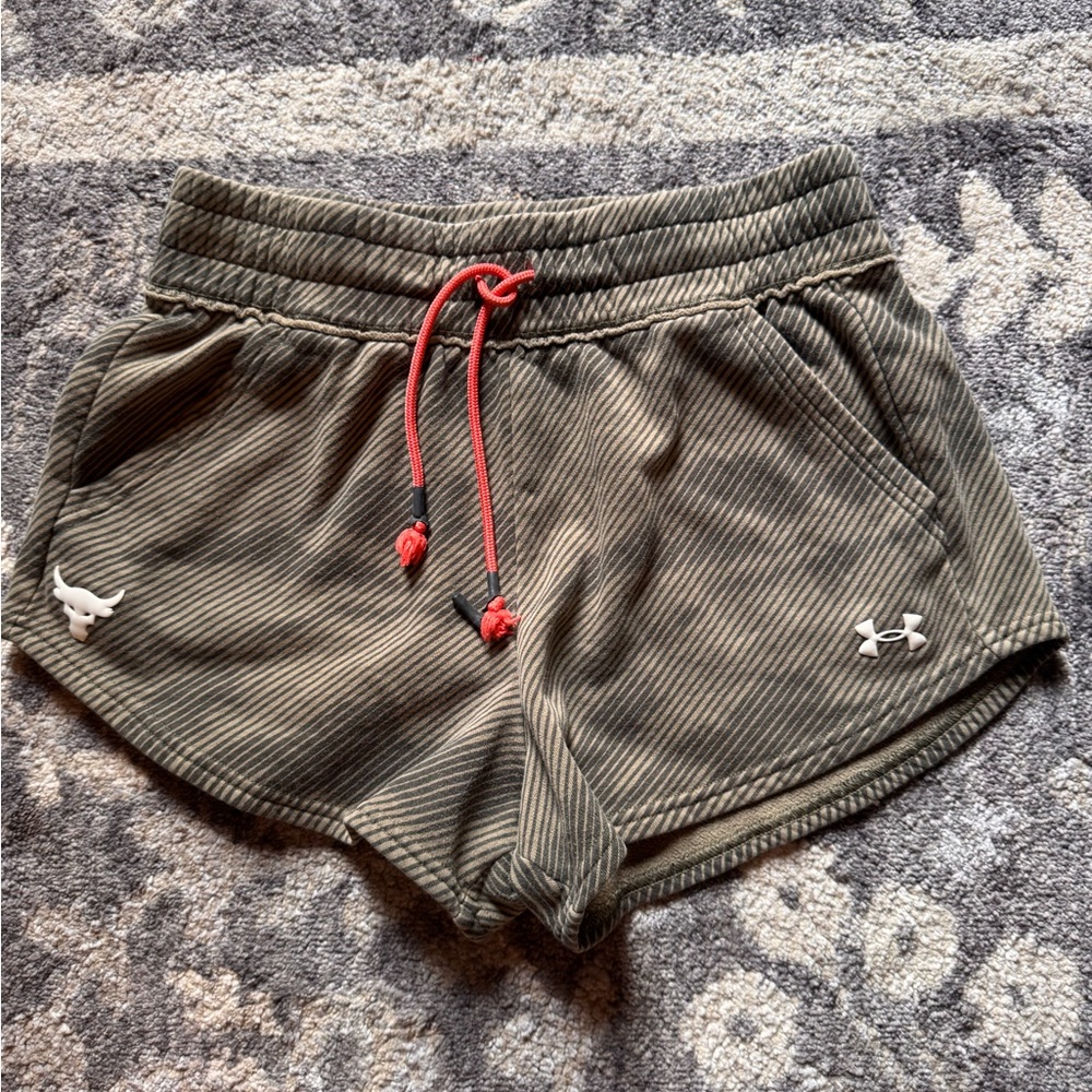 Under Armour Women's Green Athletic Shorts Longhorns - Picture 1 of 10